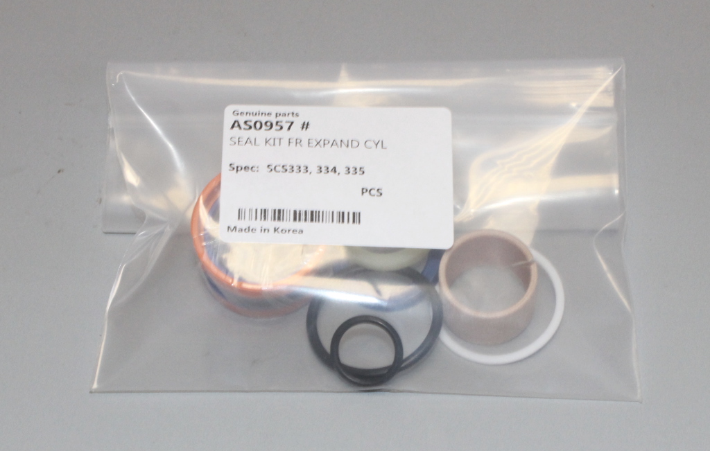 Комплект манжет цилиндра бокового выдвижения передней лапы Сусан 333-335 