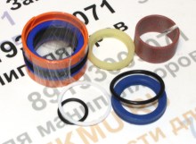 Комплект манжет цилиндра бокового выдвижения передней лапы Сусан 736 